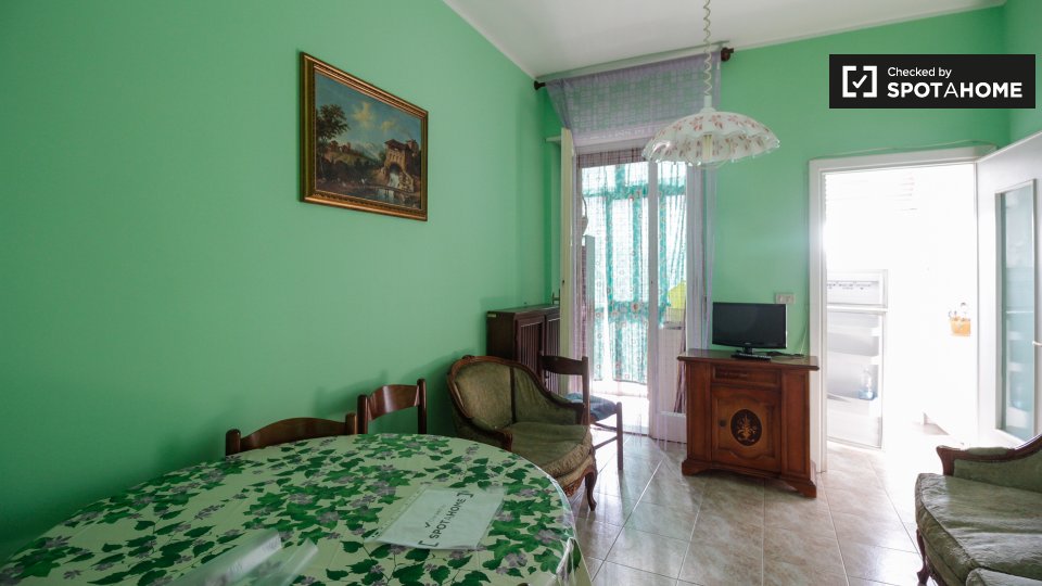 Immagine 7 di Camera condivisa in affitto  in Via Lima, 10137 Torino TO, Italy a Torino