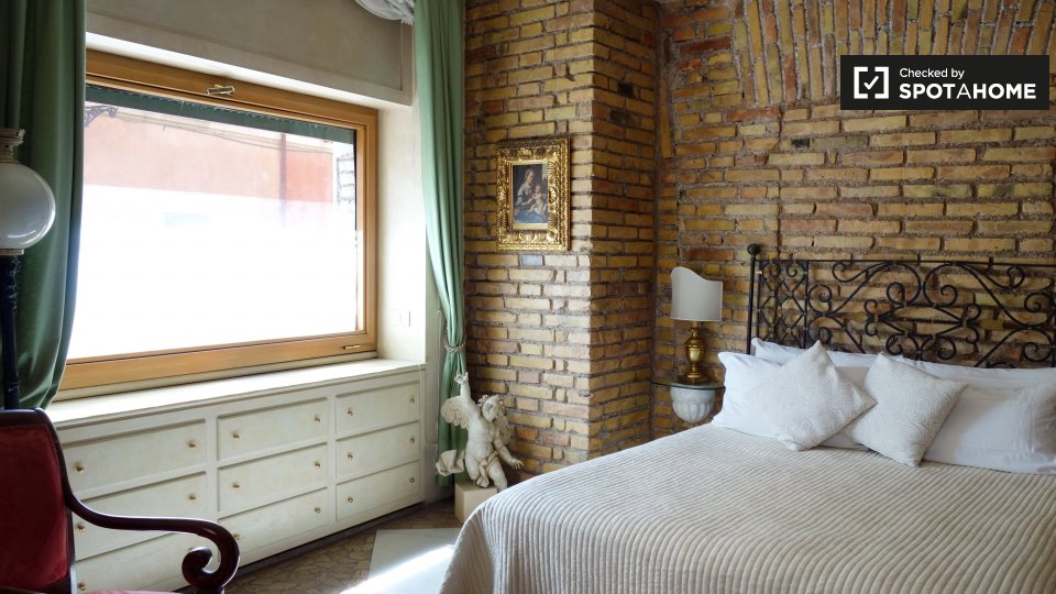 Immagine 14 di Appartamento in affitto  in Via della VII Coorte a Roma