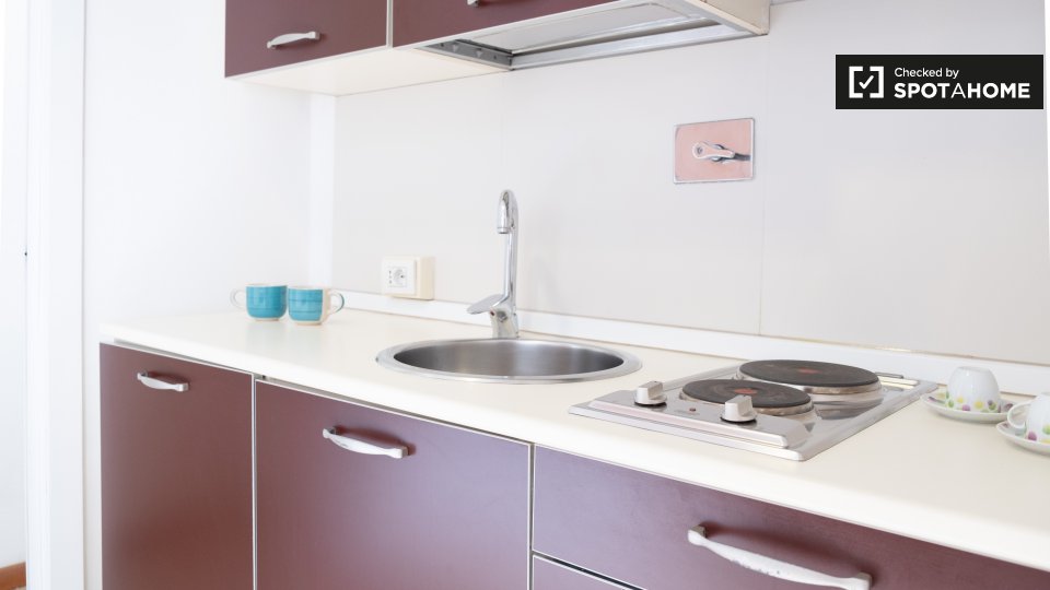 Immagine 11 di Ufficio in affitto  in Viale della Venezia Giulia a Roma