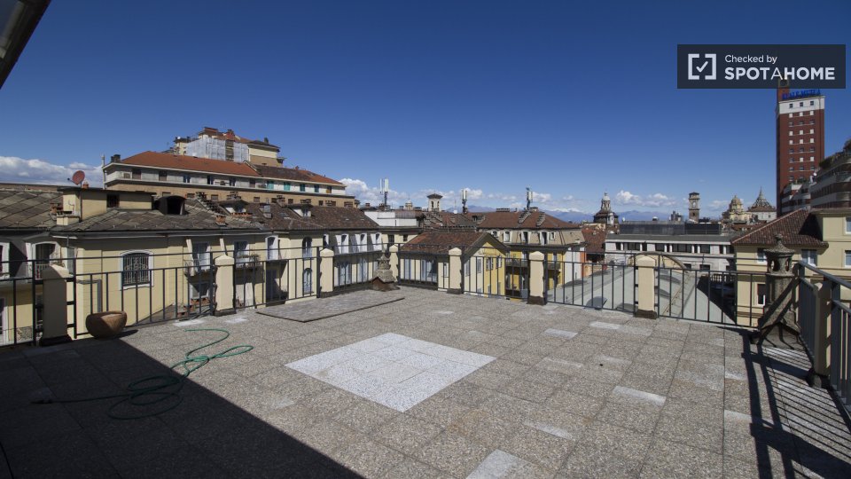 Immagine 14 di Appartamento in affitto  in Galleria S. Federico a Torino