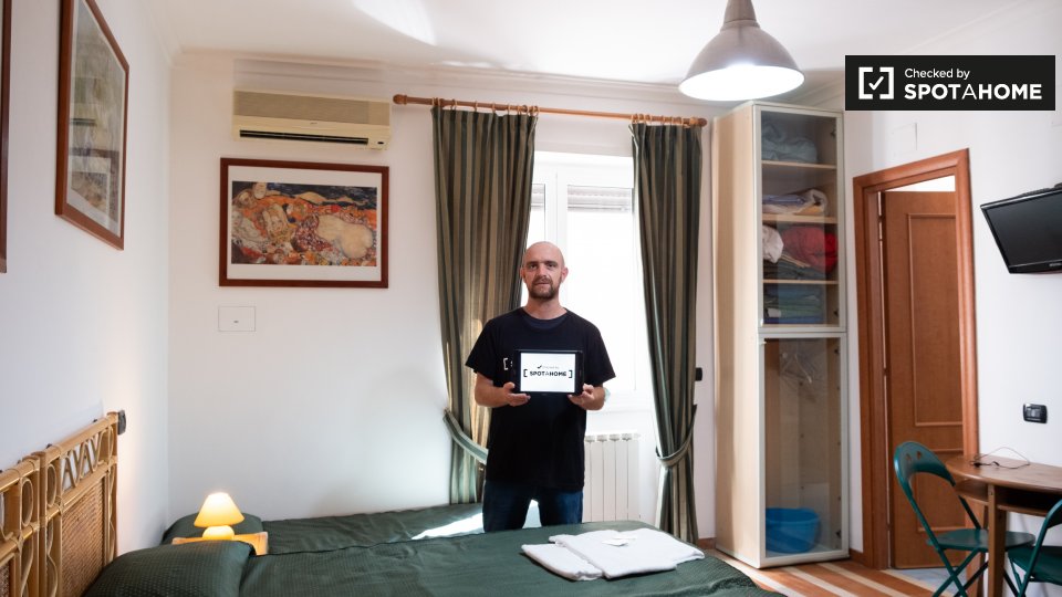 Immagine 2 di Ufficio in affitto  in Via Capitan Bavastro, 00154 Roma RM, Italy a Roma