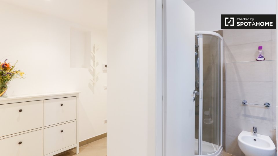 Immagine 2 di Ufficio in affitto  in Via Melchiorre Gioia a Milano