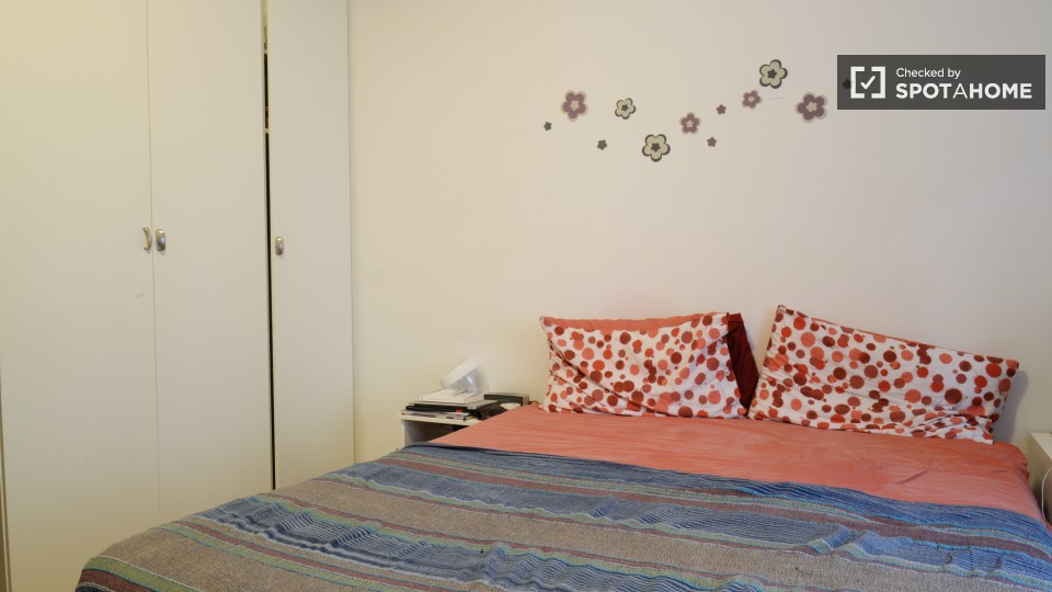 Immagine 5 di Camera condivisa in affitto  in Largo Caccia Dominioni a Milano