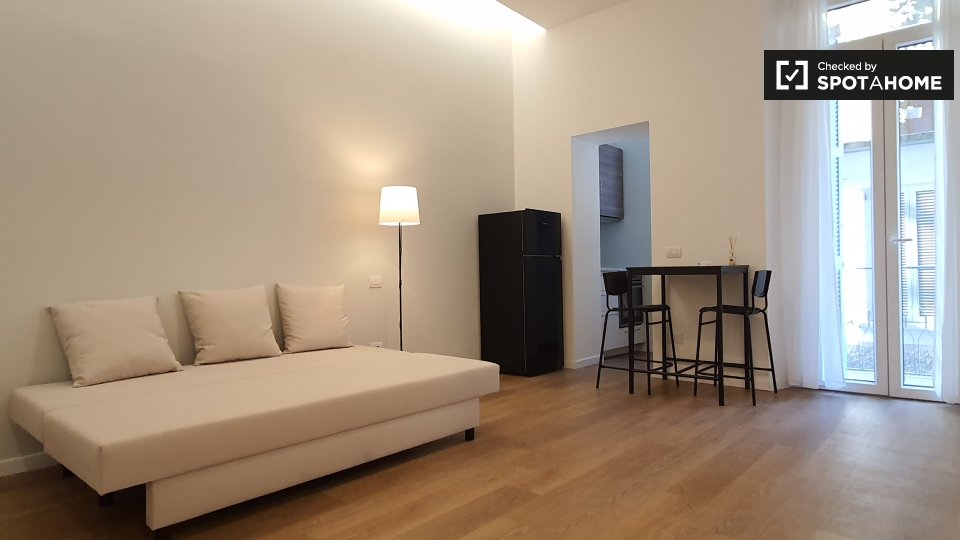 Immagine 17 di Ufficio in affitto  in Viale Certosa a Milano