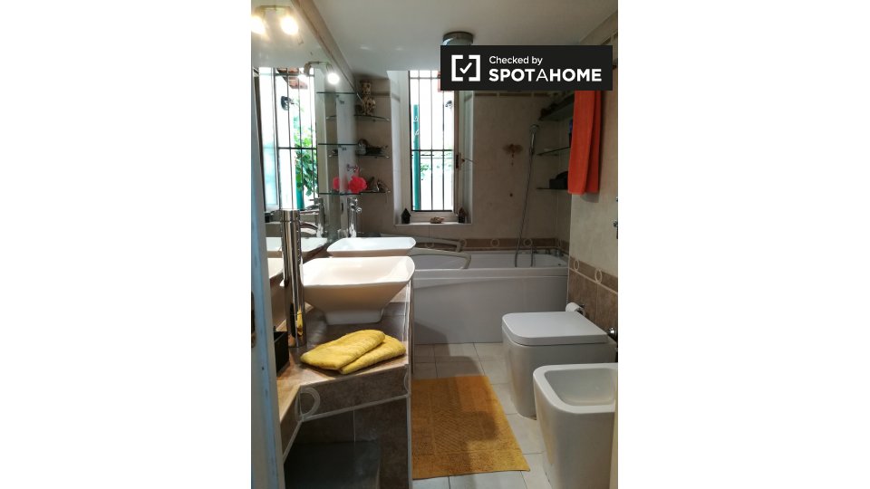 Immagine 2 di Appartamento in affitto  in Via Brighenti a Milano