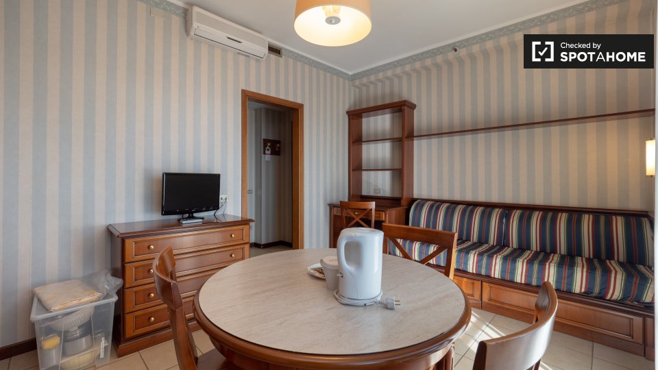 Immagine 5 di Appartamento in affitto  in Via dei Pini a Buccinasco