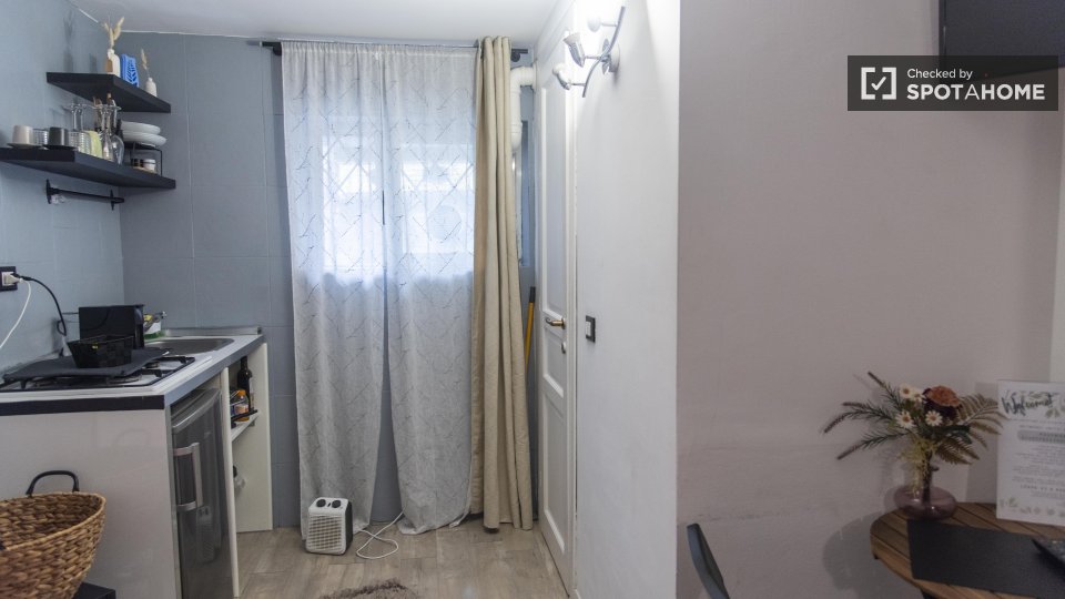 Immagine 6 di Ufficio in affitto  in Via Nicolò V a Roma