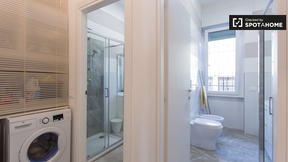 Immagine 11 di Camera condivisa in affitto  in Via Disciplini, 20123 Milano MI, Italy a Milano