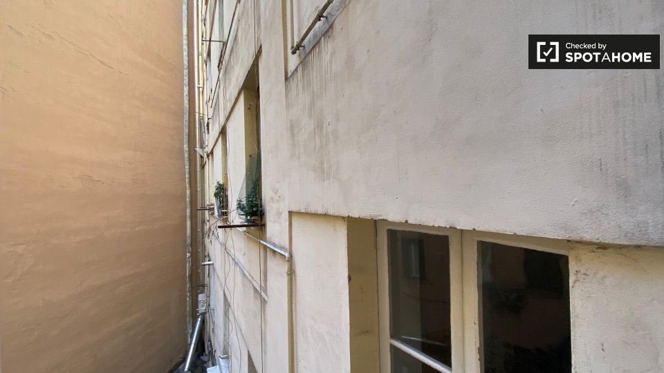 Immagine 5 di Camera condivisa in affitto  in Piazza Vittorio Emanuele II a Roma