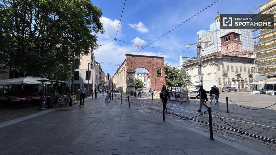 Immagine 15 di Appartamento in affitto  in Corso di Porta Ticinese a Milano