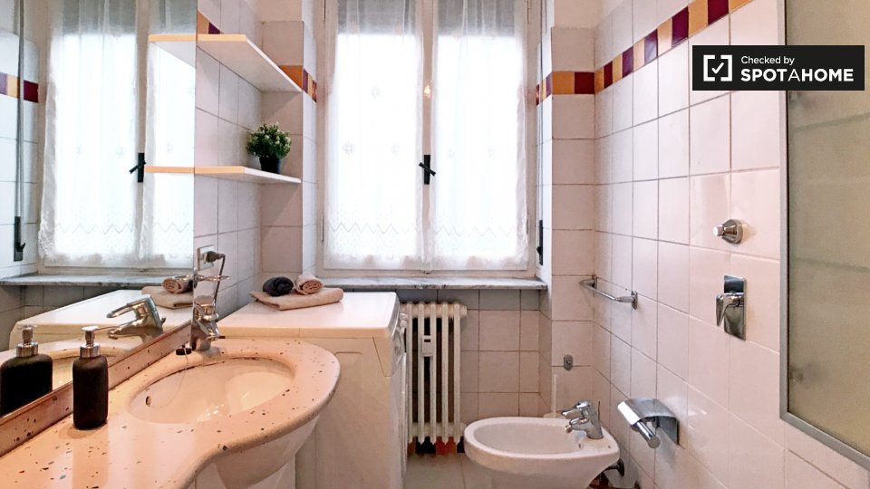 Immagine 10 di Camera condivisa in affitto  in Via Mamiani Terenzio a Milano