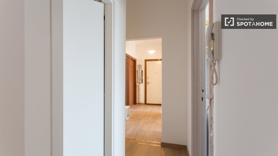 Immagine 6 di Camera condivisa in affitto  in Via Donatello a Milano