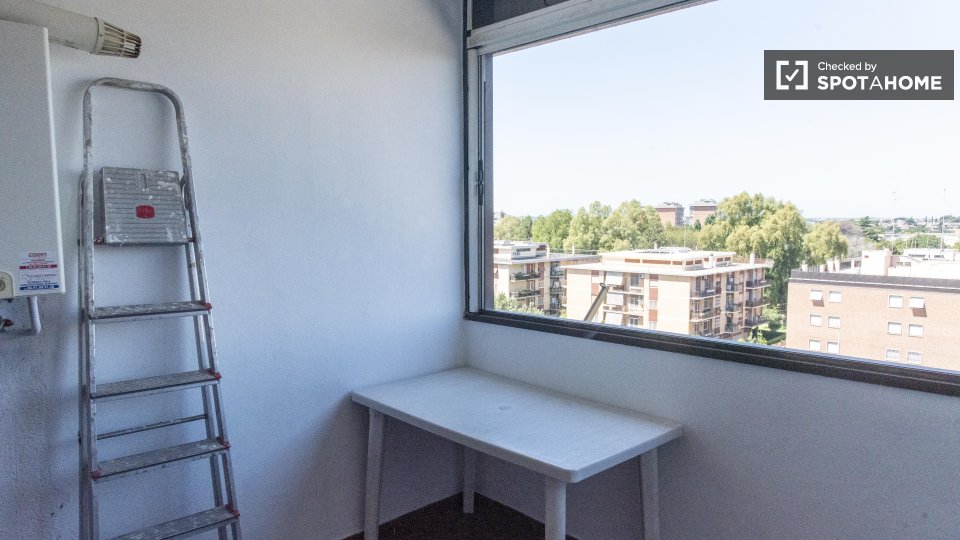 Immagine 16 di Appartamento in affitto  in Viale dei Caduti per la Resistenza a Roma