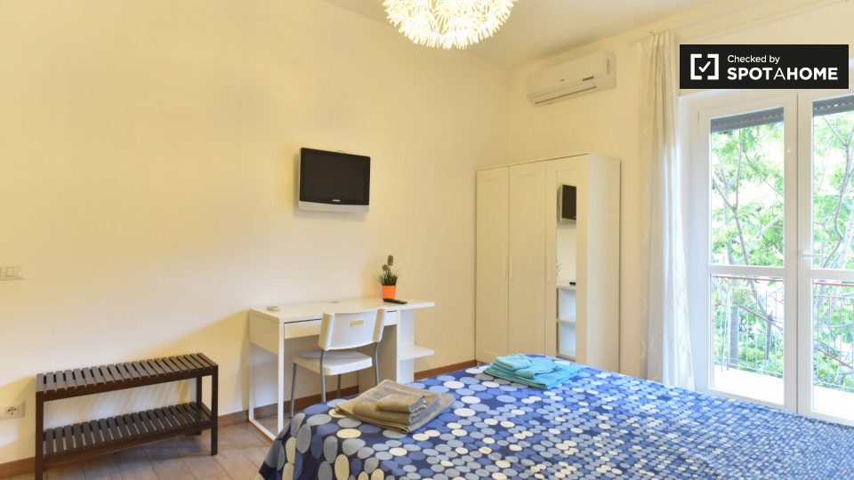 Immagine 5 di Camera condivisa in affitto  in Via Anton da Noli a Roma