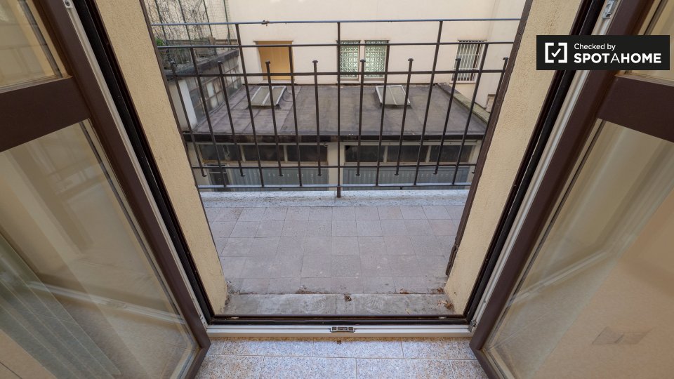 Immagine 14 di Appartamento in affitto  in Via Archimede, 20129 Milano MI, Italy a Milano