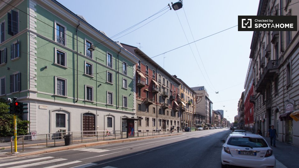 Immagine 17 di Camera condivisa in affitto  in Viale Bligny a Milano