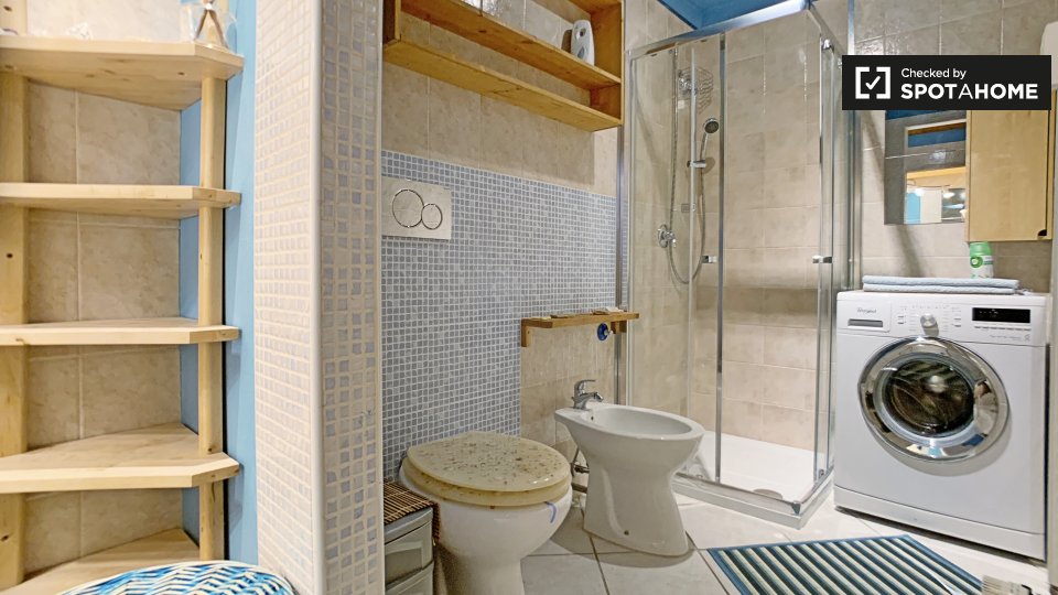 Immagine 12 di Appartamento in affitto  in Via Nicastro, 20137 Milano MI, Italy a Milano