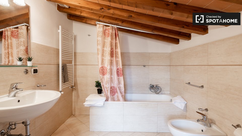 Immagine 10 di Appartamento in affitto  in Via Ghibellina a Firenze