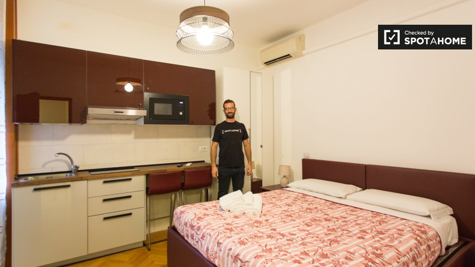 Immagine 14 di Ufficio in affitto  in Via Giovanni Battista Pergolesi a Milano