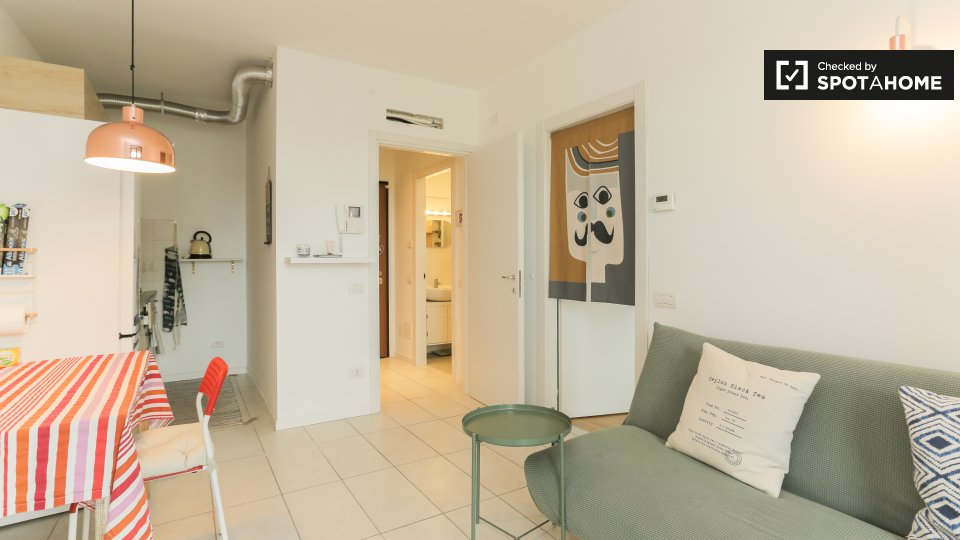 Immagine 5 di Appartamento in affitto  in Via Erice, 20141 Milano MI, Italy a Milano