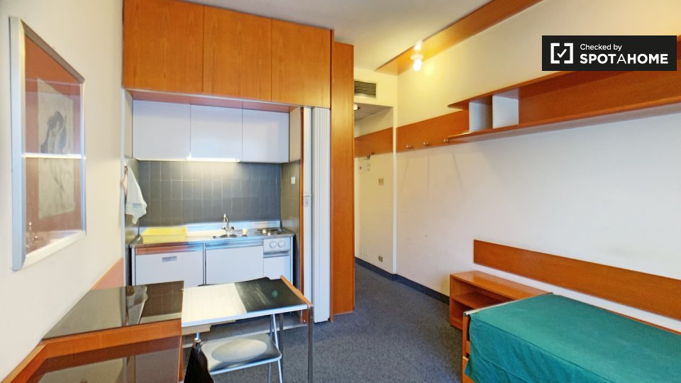 Immagine 4 di Ufficio in affitto  in Via Privata Viserba, 20126 Milano MI, Italy a Milano