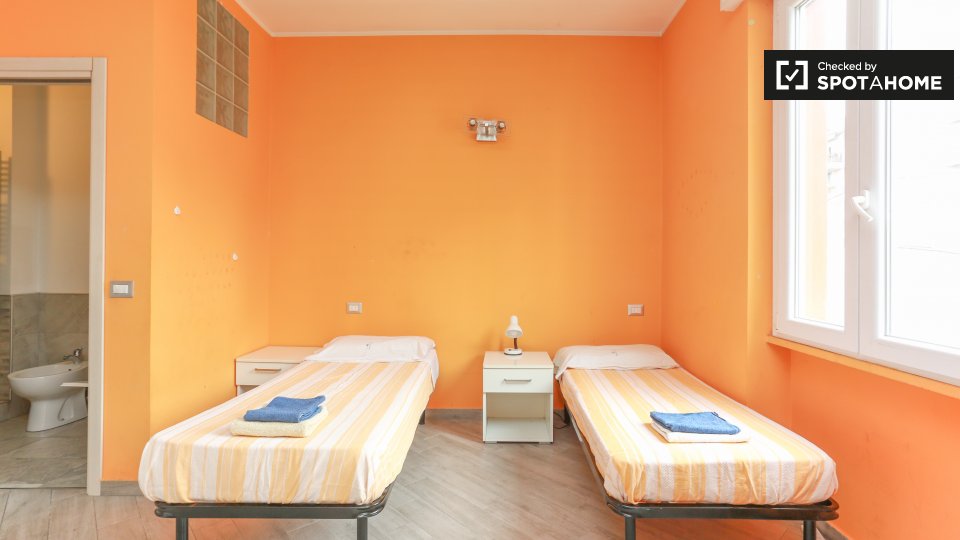 Immagine 11 di Ufficio in affitto  in Via Bordighera a Milano