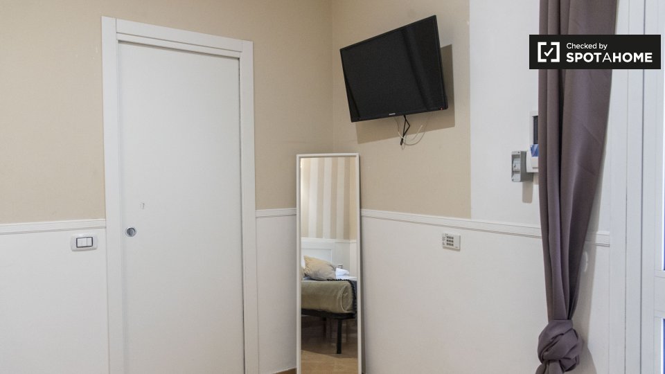 Immagine 12 di Ufficio in affitto  in Via Giuseppe Luigi Passalacqua a Roma