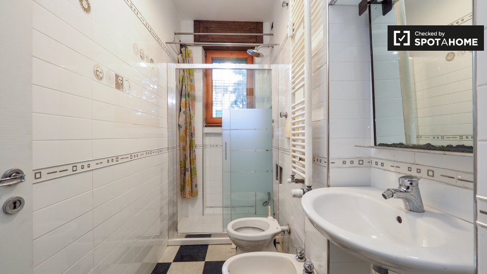 Immagine 10 di Camera condivisa in affitto  in Via Giovanni Ambrogio de Predis a Milano