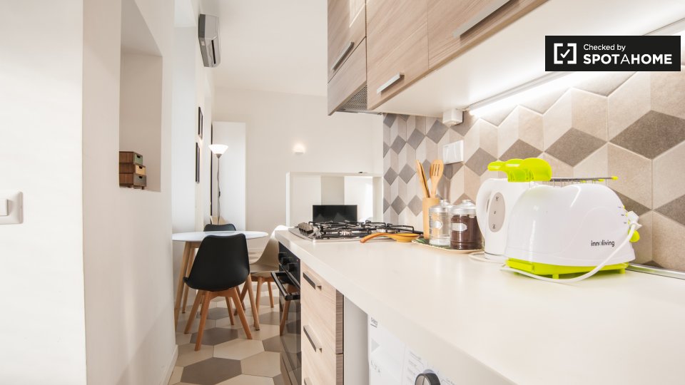 Immagine 10 di Ufficio in affitto  in Via delle Fornaci, 00165 Roma RM, Italy a Roma