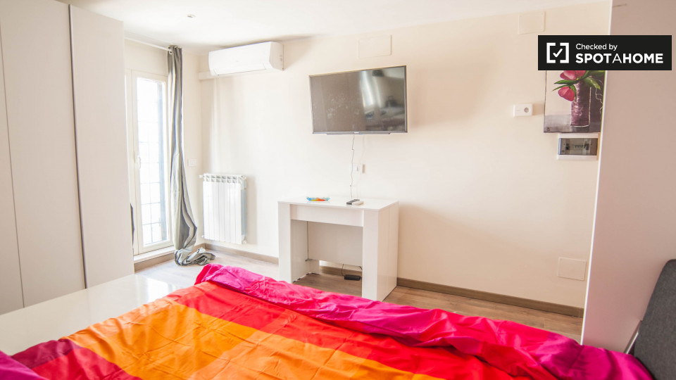 Immagine 6 di Ufficio in affitto  in Via Teodolfo Mertel a Roma