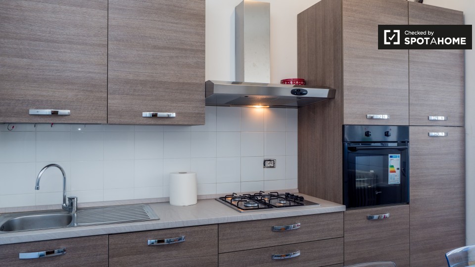 Immagine 8 di Camera condivisa in affitto  in Via Michele Saponaro a Milano