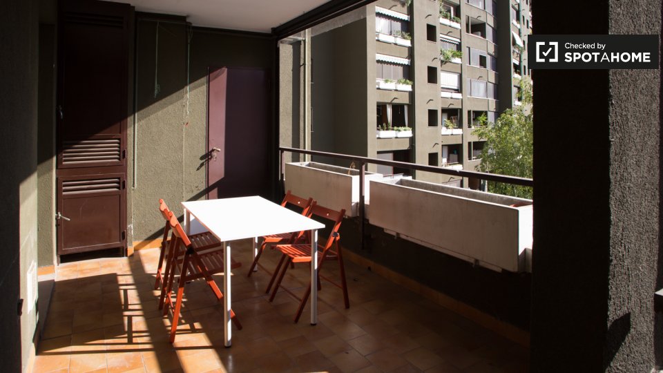 Immagine 18 di Camera condivisa in affitto  in Via Nicola Romeo a Milano