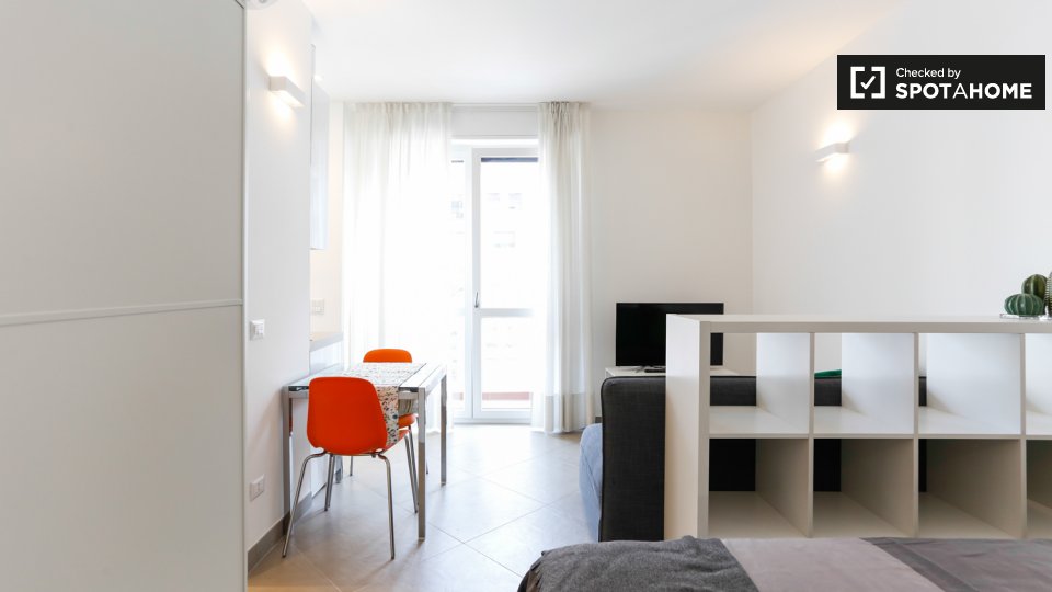 Immagine 3 di Ufficio in affitto  in Via Melchiorre Gioia a Milano