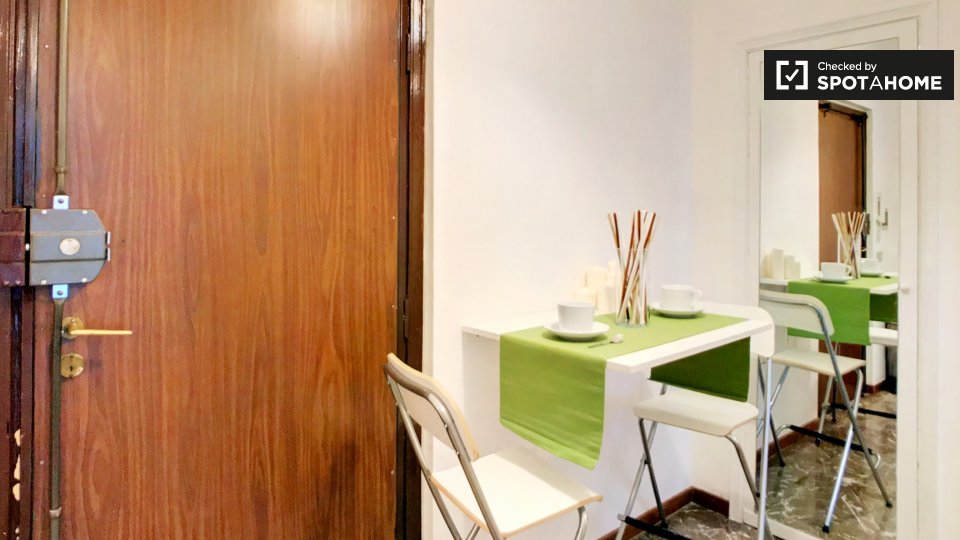 Immagine 13 di Camera condivisa in affitto  in Via Mamiani Terenzio a Milano