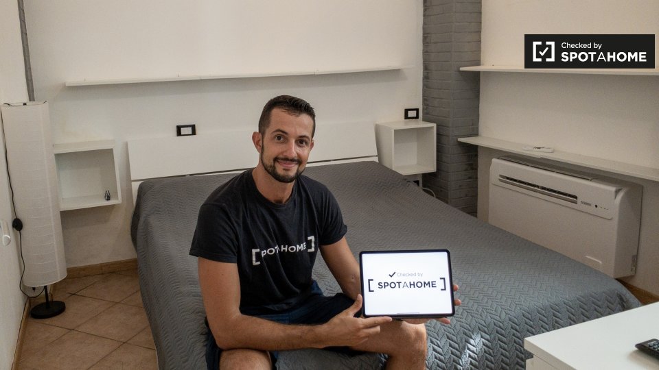 Immagine 10 di Appartamento in affitto  in Via Giuseppe Ripamonti, 20141 Milano MI, Italy a Milano