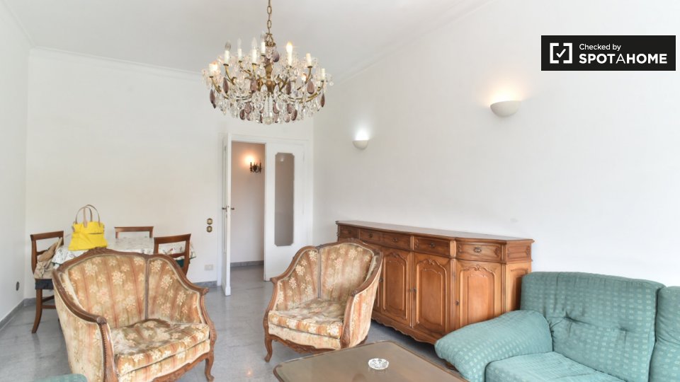 Immagine 4 di Camera condivisa in affitto  in Viale Giacomo Aicardi a Roma