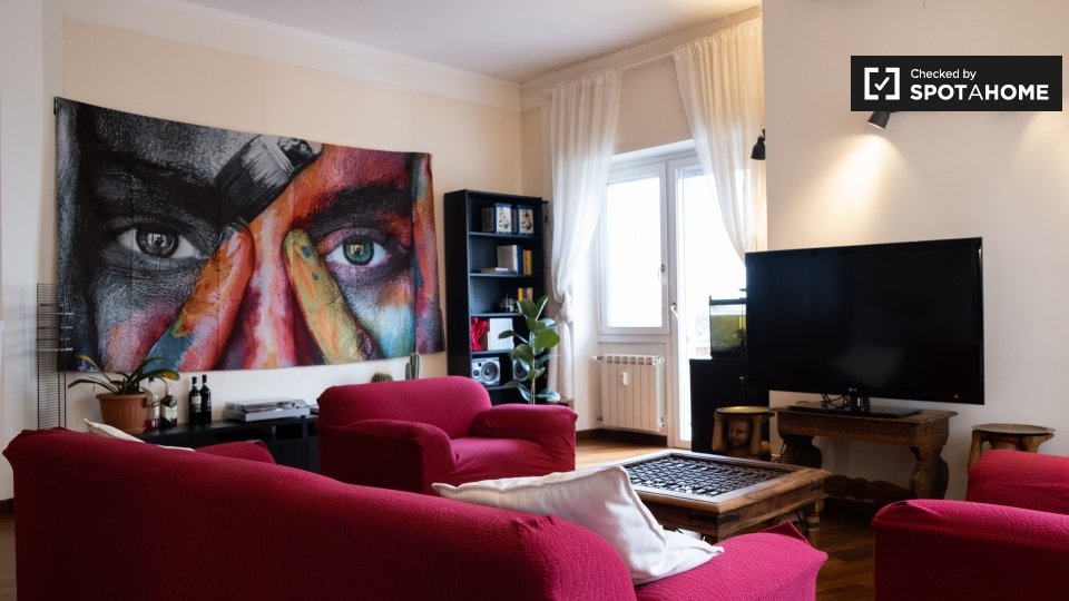 Immagine 5 di Camera condivisa in affitto  in Via Bonaventura Cerretti a Roma