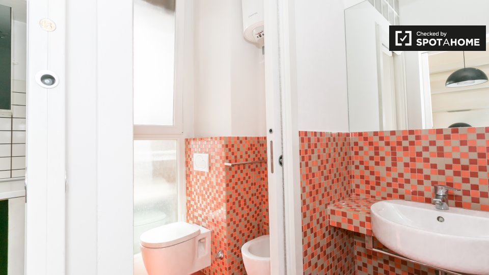 Immagine 7 di Ufficio in affitto  in Via Tristano Calco a Milano