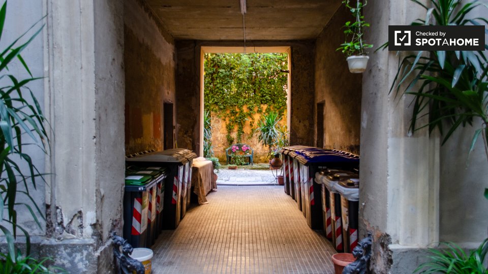 Immagine 13 di Ufficio in affitto  in Via Napoleone III a Roma