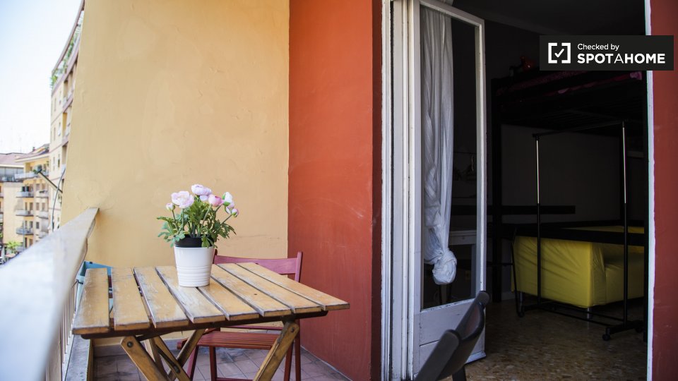 Immagine 7 di Camera condivisa in affitto  in Via Tiburtina a Roma