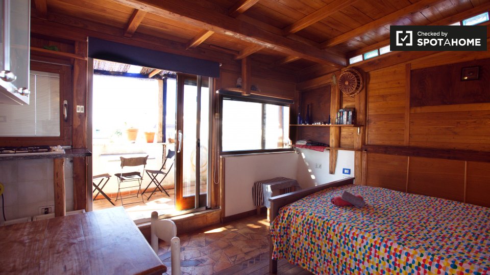 Immagine 2 di Ufficio in affitto  in Via del Podere Rosa Roma RM, Italy a Roma