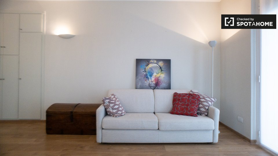 Immagine 2 di Appartamento in affitto  in Via Matteo Civitali, 20148 Milano MI, Italy a Milano