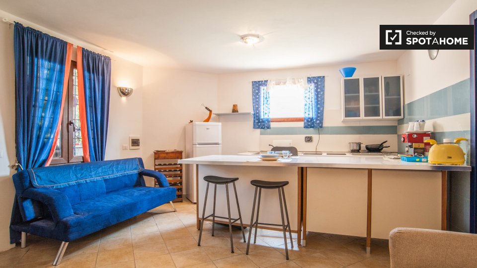 Immagine 4 di Appartamento in affitto  in Via Giolito Dè Ferrari, 00128 Selcetta RM, Italy a Roma