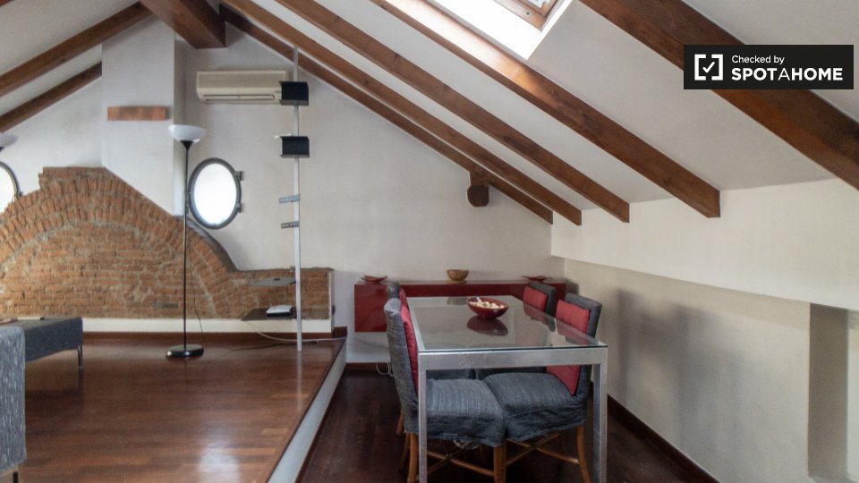 Immagine 5 di Appartamento in affitto  in Via Ascanio Sforza, 20136 Milano MI, Italy a Milano