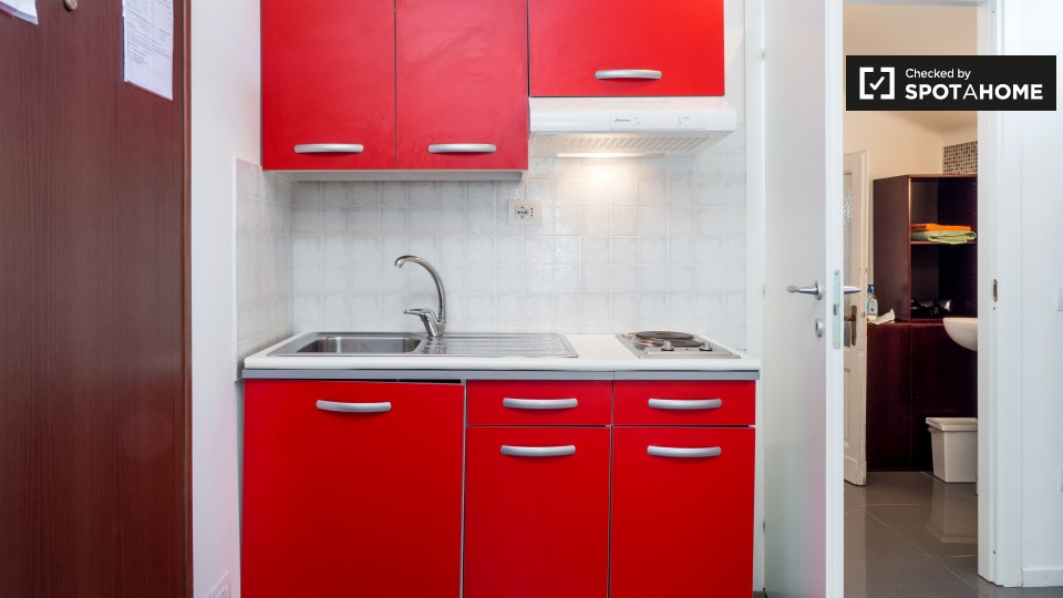 Immagine 7 di Ufficio in affitto  in Via della Chiesa Rossa a Milano