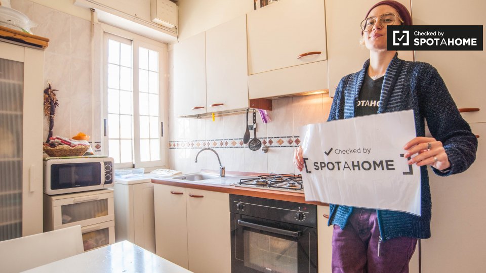 Immagine 13 di Camera condivisa in affitto  in Via Francesco Bianchi, 00133 Roma RM, Italy a Roma