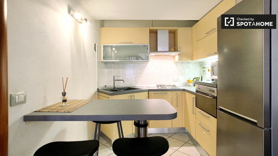 Immagine 7 di Appartamento in affitto  in Via Nicastro, 20137 Milano MI, Italy a Milano