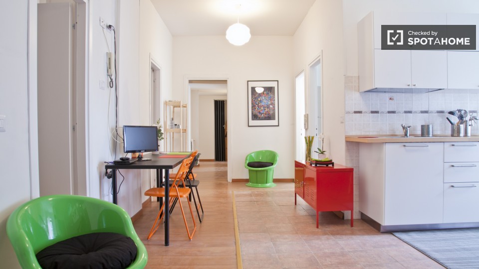 Immagine 8 di Camera condivisa in affitto  in Viale Libia a Roma