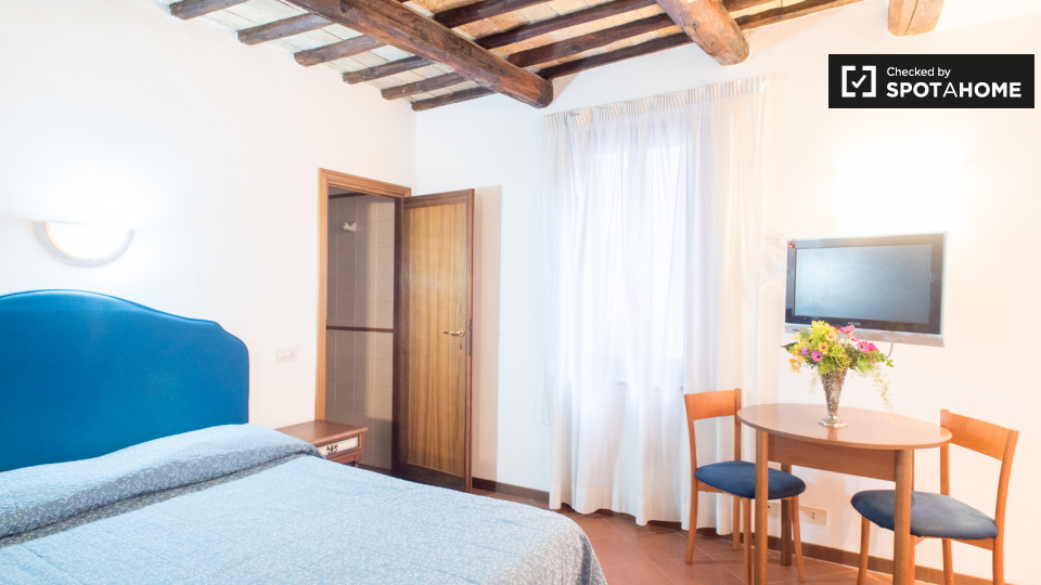 Immagine 2 di Ufficio in affitto  in Via Zucchelli a Roma