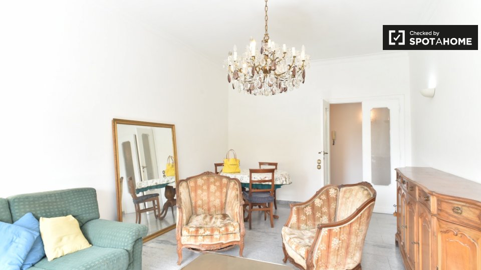 Immagine 5 di Camera condivisa in affitto  in Viale Giacomo Aicardi a Roma